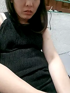 Snapshot of Dam-Lissa chatting on 10.30.25 Dam-Lissa online show from 10.30.25