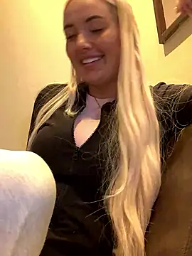 louisa1238x online show from 10.19.25