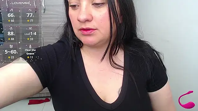 EmilySpicy online show from 10.10.25