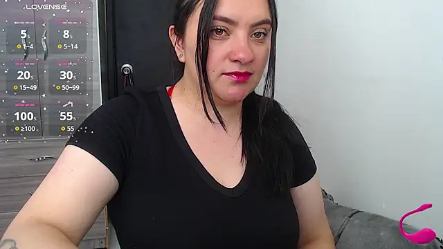 EmilySpicy online show from 10.21.25