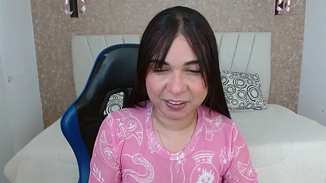 AliceSmiith  online show from 10.19.25