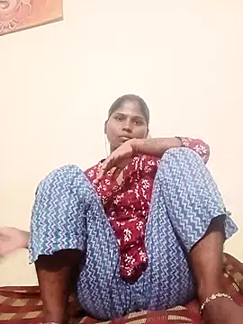 Snapshot of Sneha16 chatting on 09.09.25 Sneha16 online show from 09.09.25