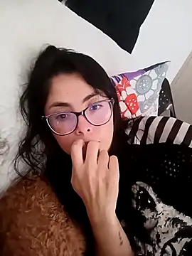 Snapshot of akiraa35 chatting on 10.17.25 akiraa35 online show from 10.17.25