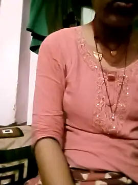 Snapshot of Hot_ashna chatting on 10.02.25 Hot ashna online show from 10.02.25