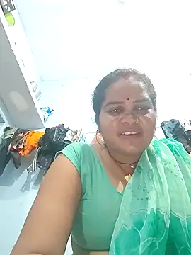 Snapshot of Rashi_cut chatting on 09.17.25 Rashi cut online show from 09.17.25