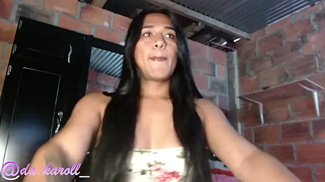 Snapshot of _Diviine_karoll_ chatting on 09.13.25 Diviine karoll online show from 09.13.25