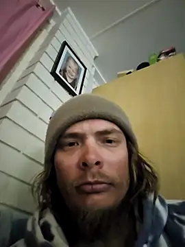 Snapshot of Jakeysnaky chatting on 10.11.25 Jakeysnaky online show from 10.11.25