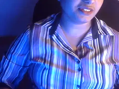 Snapshot of Aanya_Hazel chatting on 09.20.25 Aanya Hazel online show from 09.20.25