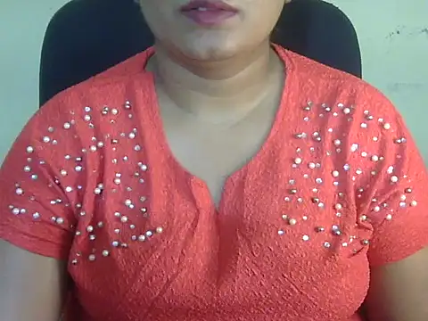 Snapshot of Aanya_Hazel chatting on 10.12.25 Aanya Hazel online show from 10.12.25