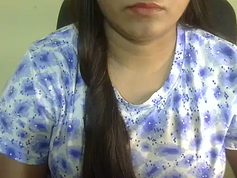 Snapshot of Aanya_Hazel chatting on 10.29.25 Aanya Hazel online show from 10.29.25