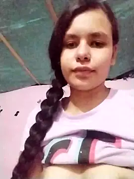 Snapshot of marisolcardona chatting on 10.14.25 marisolcardona online show from 10.14.25