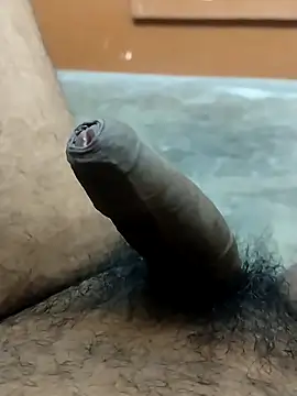 Snapshot of OnlyWonders84 chatting on 11.10.25 OnlyWonders84 online show from 11.10.25