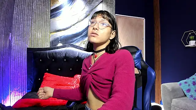 christina vamp1 online show from 10.19.25