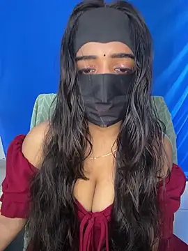 Snapshot of DesiSexyMonika chatting on 09.17.25 DesiSexyMonika online show from 09.17.25