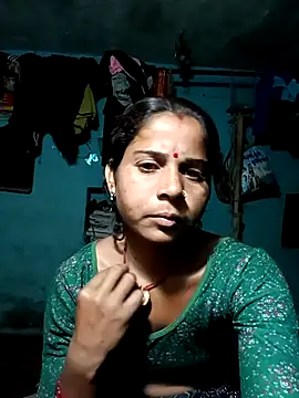 Snapshot of Hot_era chatting on 10.31.25 Hot era online show from 10.31.25