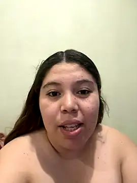 Snapshot of AlexandraInf chatting on 09.22.25 AlexandraInf online show from 09.22.25