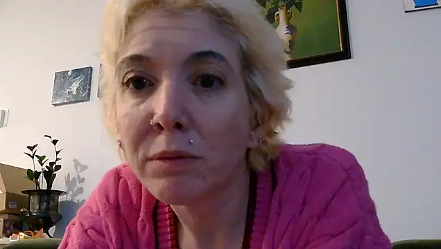 Snapshot of averysage333 chatting on 09.20.25 averysage333 online show from 09.20.25