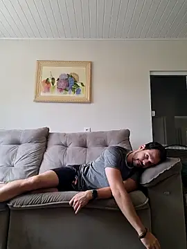 Snapshot of dancaEstrip chatting on 09.11.25 dancaEstrip online show from 09.11.25