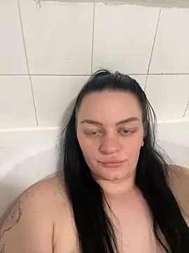 Snapshot of ChelseaSummerr chatting on 10.29.25 ChelseaSummerr online show from 10.29.25