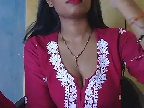 Snapshot of sexy-noty chatting on 09.21.25 sexy-noty online show from 09.21.25