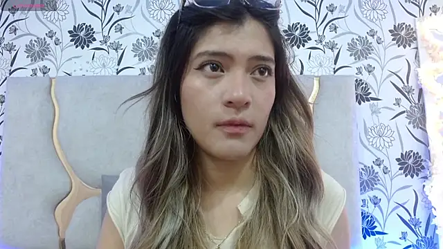 Hanaa tay online show from 10.09.25