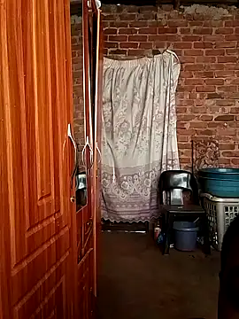 Snapshot of SB_With_a_thick_DICK chatting on 09.19.25 SB With a thick DICK online show from 09.19.25