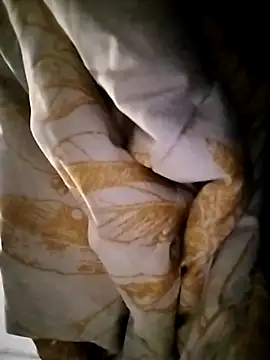 Snapshot of Bennteny67 chatting on 10.29.25 Bennteny67 online show from 10.29.25