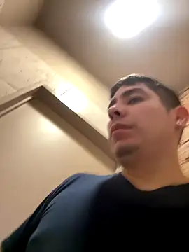 Snapshot of 9999Alez chatting on 10.31.25 9999Alez online show from 10.31.25