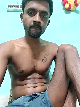 Snapshot of ShinuRoy chatting on 10.15.25 ShinuRoy online show from 10.15.25