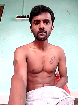 Snapshot of ShinuRoy chatting on 11.07.25 ShinuRoy online show from 11.07.25