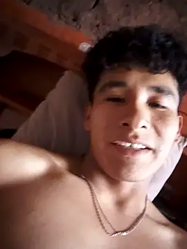 Snapshot of califa5A chatting on 10.06.25 califa5A online show from 10.06.25