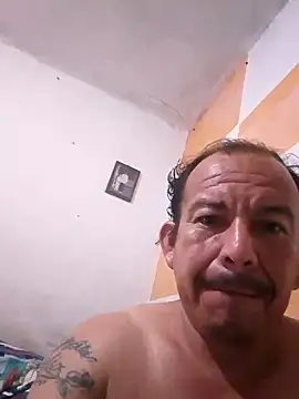 Hasam1285 online show from 11.17.25