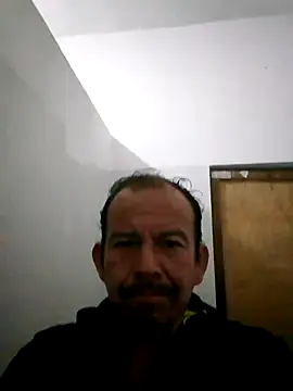 Hasam1285 online show from 11.18.25