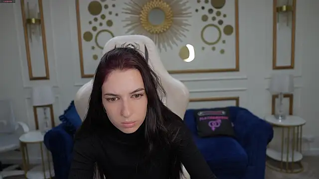 Snapshot of _Lili_054 chatting on 10.28.25  Lili 054 online show from 10.28.25