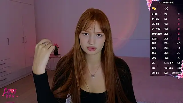 Snapshot of CuteAriel7 chatting on 09.17.25 CuteAriel7 online show from 09.17.25