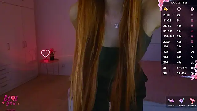 Snapshot of CuteAriel7 chatting on 09.20.25 CuteAriel7 online show from 09.20.25