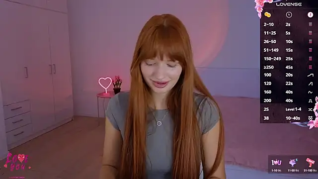 Snapshot of CuteAriel7 chatting on 09.23.25 CuteAriel7 online show from 09.23.25