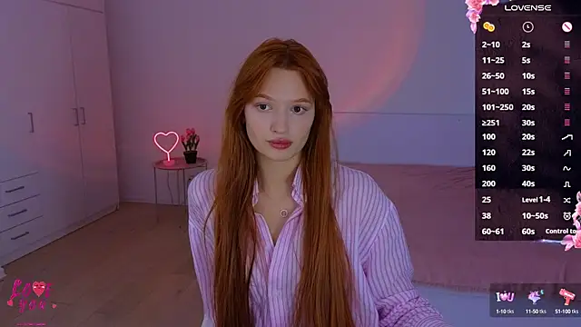 Snapshot of CuteAriel7 chatting on 09.25.25 CuteAriel7 online show from 09.25.25