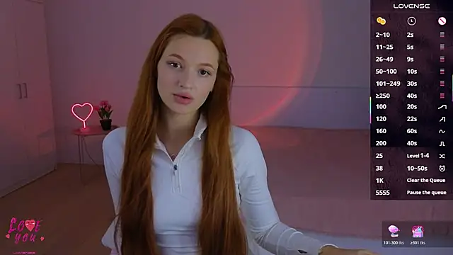 Snapshot of CuteAriel7 chatting on 10.17.25 CuteAriel7 online show from 10.17.25