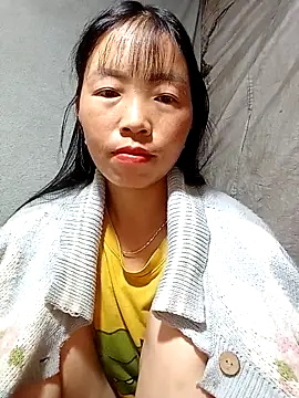 Snapshot of hera-00 chatting on 09.13.25 hera-00 online show from 09.13.25