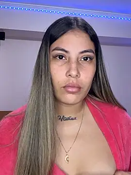 Snapshot of obedient_whore_messyy chatting on 10.11.25 obedient whore messyy online show from 10.11.25