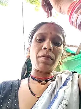 Snapshot of Xx_pooja chatting on 09.19.25 Xx pooja online show from 09.19.25