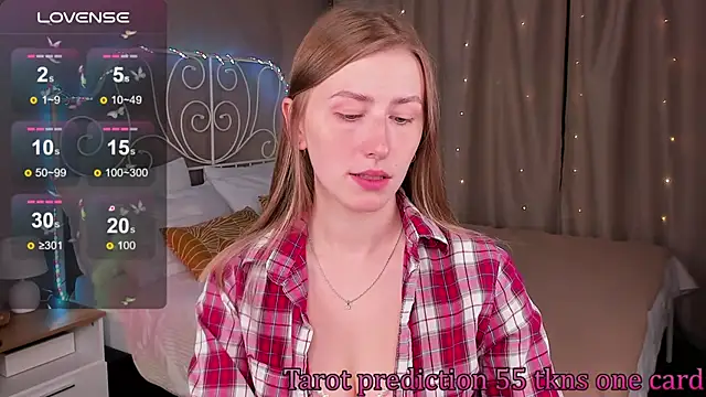 Snapshot of VesperaCeleste chatting on 09.11.25 VesperaCeleste online show from 09.11.25