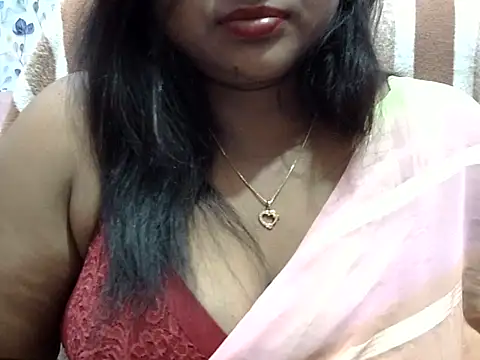 Snapshot of Rooshami_hot01 chatting on 10.18.25 Rooshami hot01 online show from 10.18.25