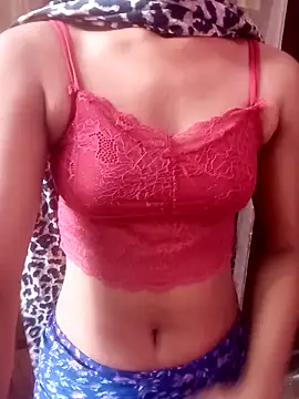 Snapshot of seema_rani68 chatting on 10.21.25 seema rani68 online show from 10.21.25