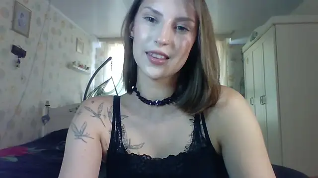 RuxaShade online show from 10.07.25
