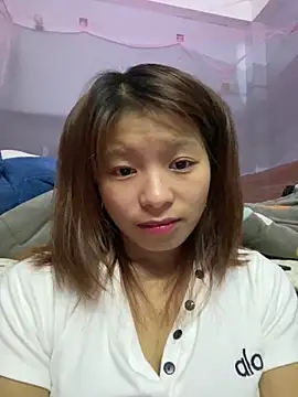 Snapshot of Mai_bb chatting on 10.01.25 Mai bb online show from 10.01.25