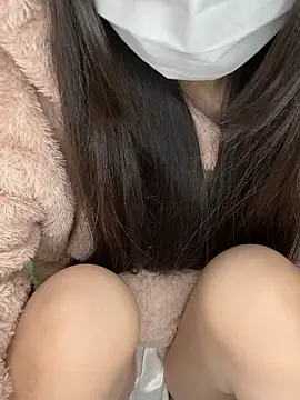 Snapshot of xx_Ojou_xx chatting on 10.24.25 xx Ojou xx online show from 10.24.25