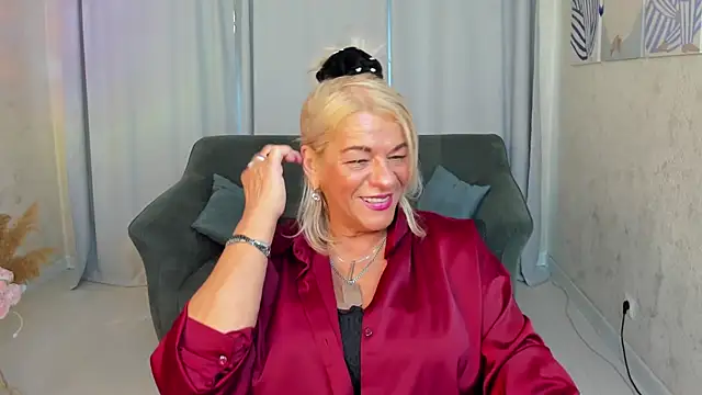 AnittaHarris online show from 10.10.25