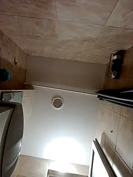 Snapshot of Virggin_Pussy_Cum chatting on 09.18.25 Virggin Pussy Cum online show from 09.18.25